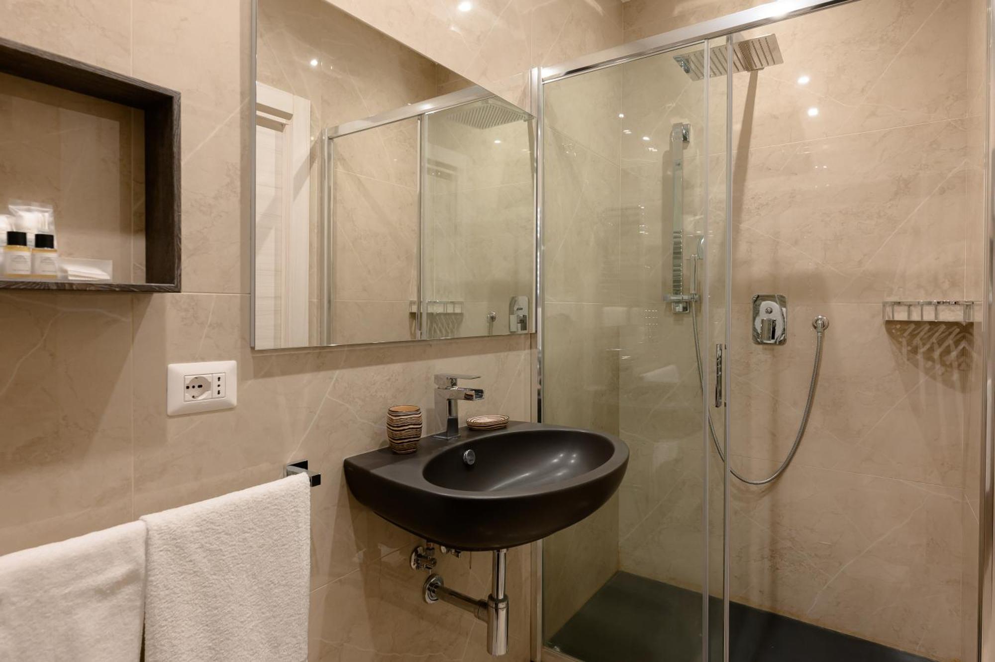 Dolcevitasuite Guest house